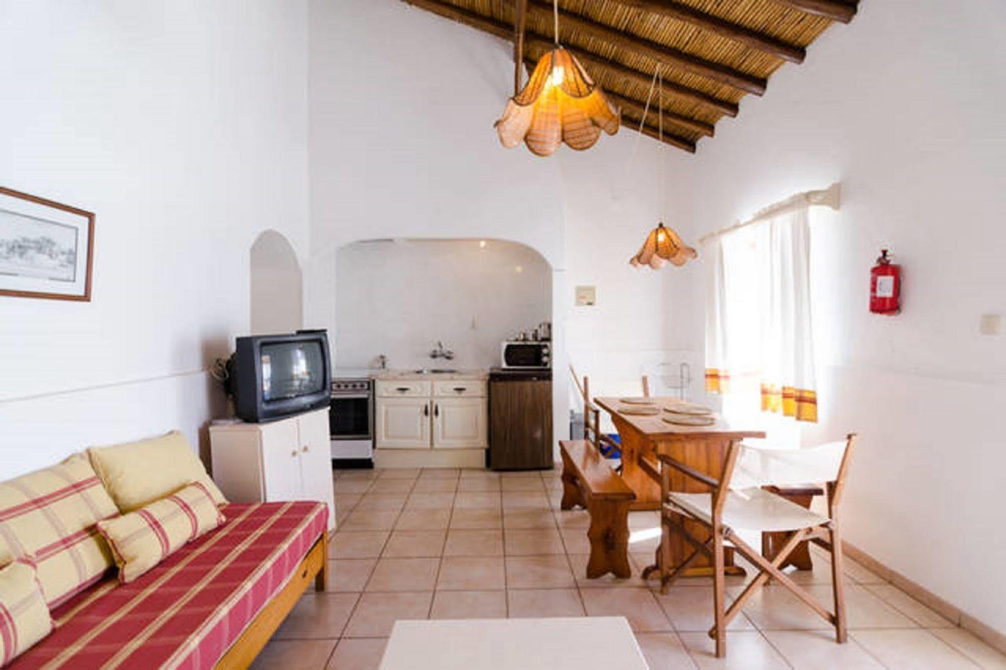 Quinta Do Lagar - By Portugalferias Guest House Albufeira Exterior photo